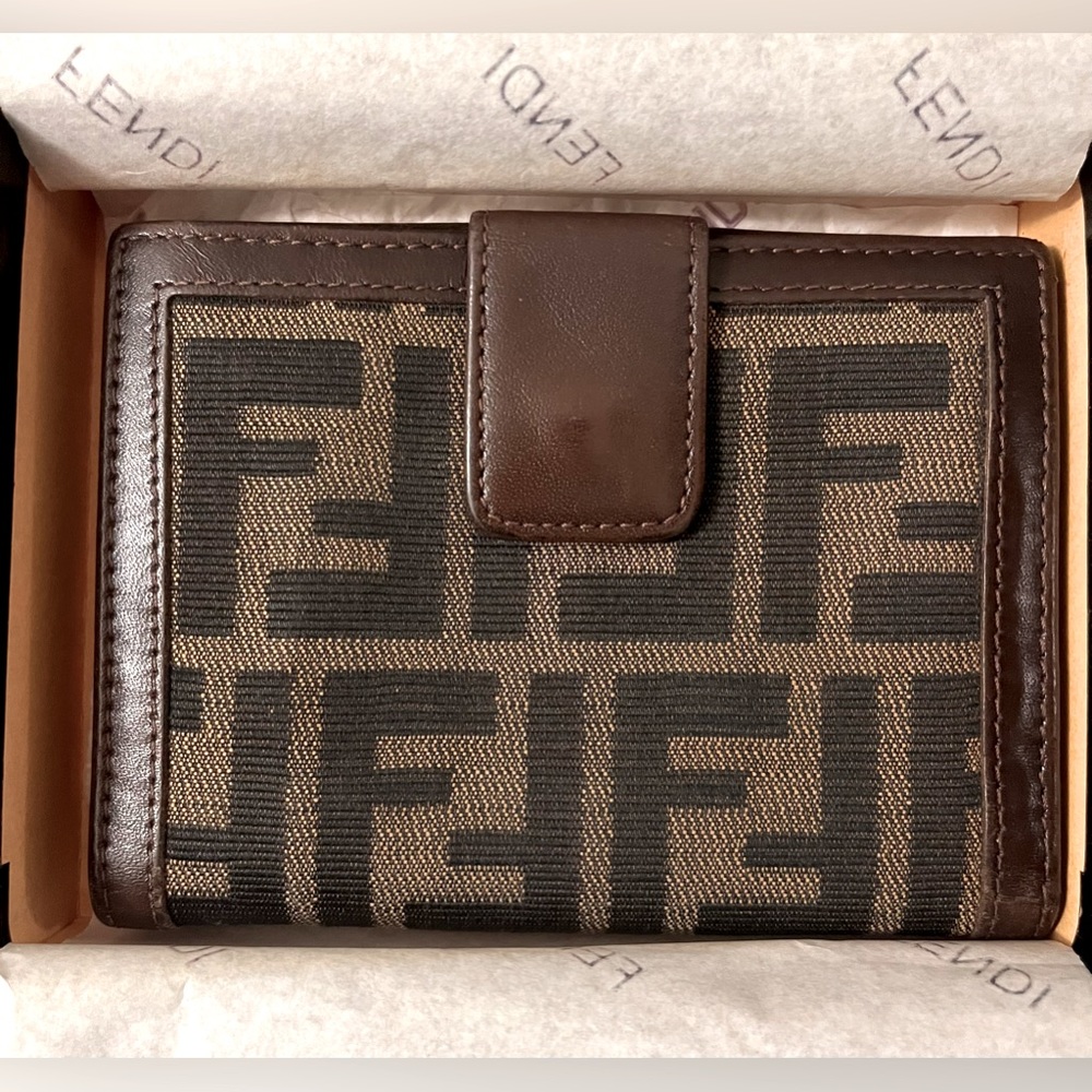 Authentic Fendi Zucca Compact Bi-fold Wallet with Box